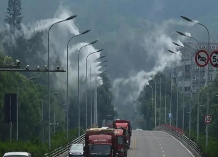 城市智慧路燈噴霧降塵系統(tǒng)-路燈會“噴霧”